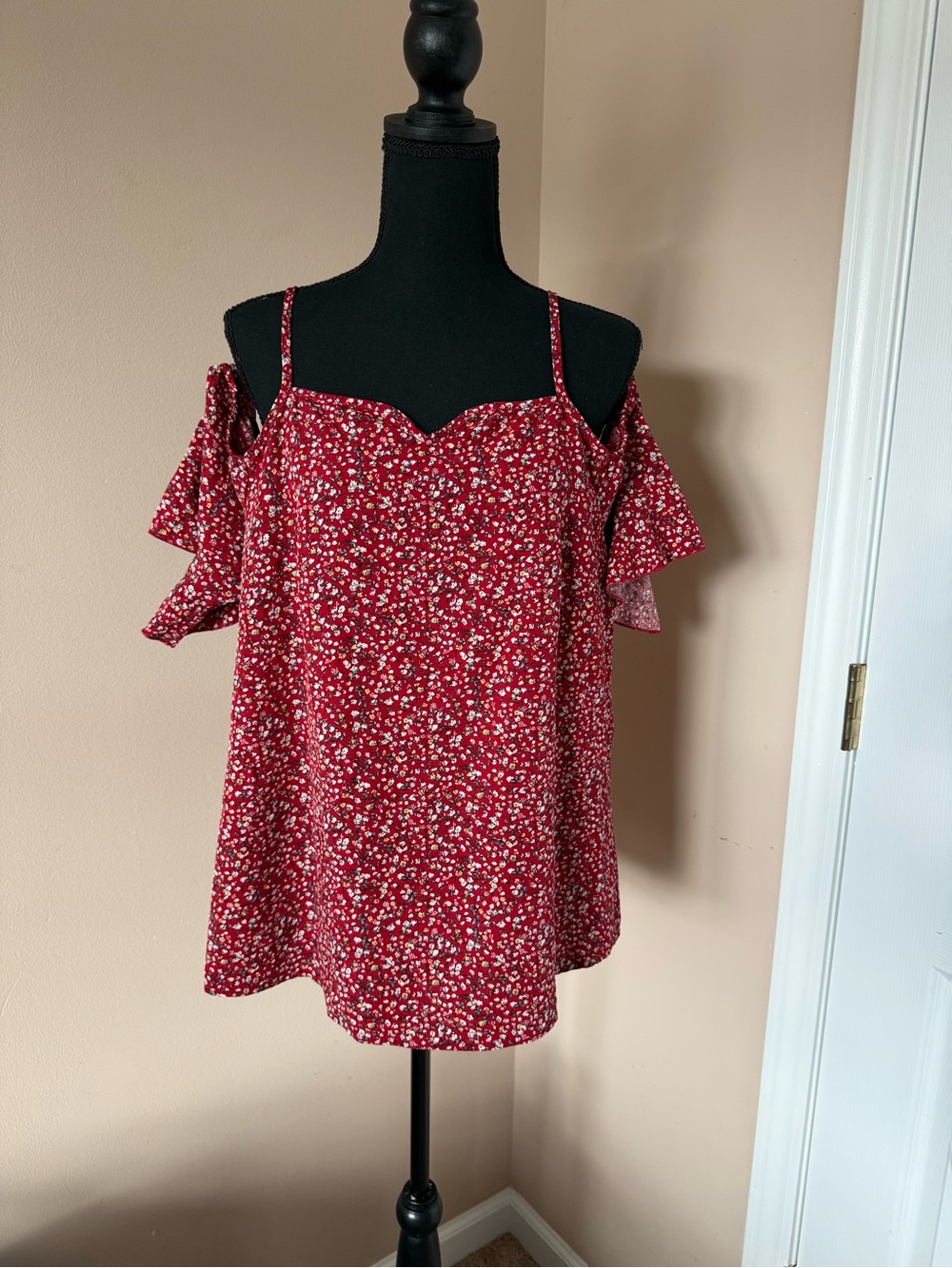 SHEIN Red Floral Cold-Shoulder Camisole